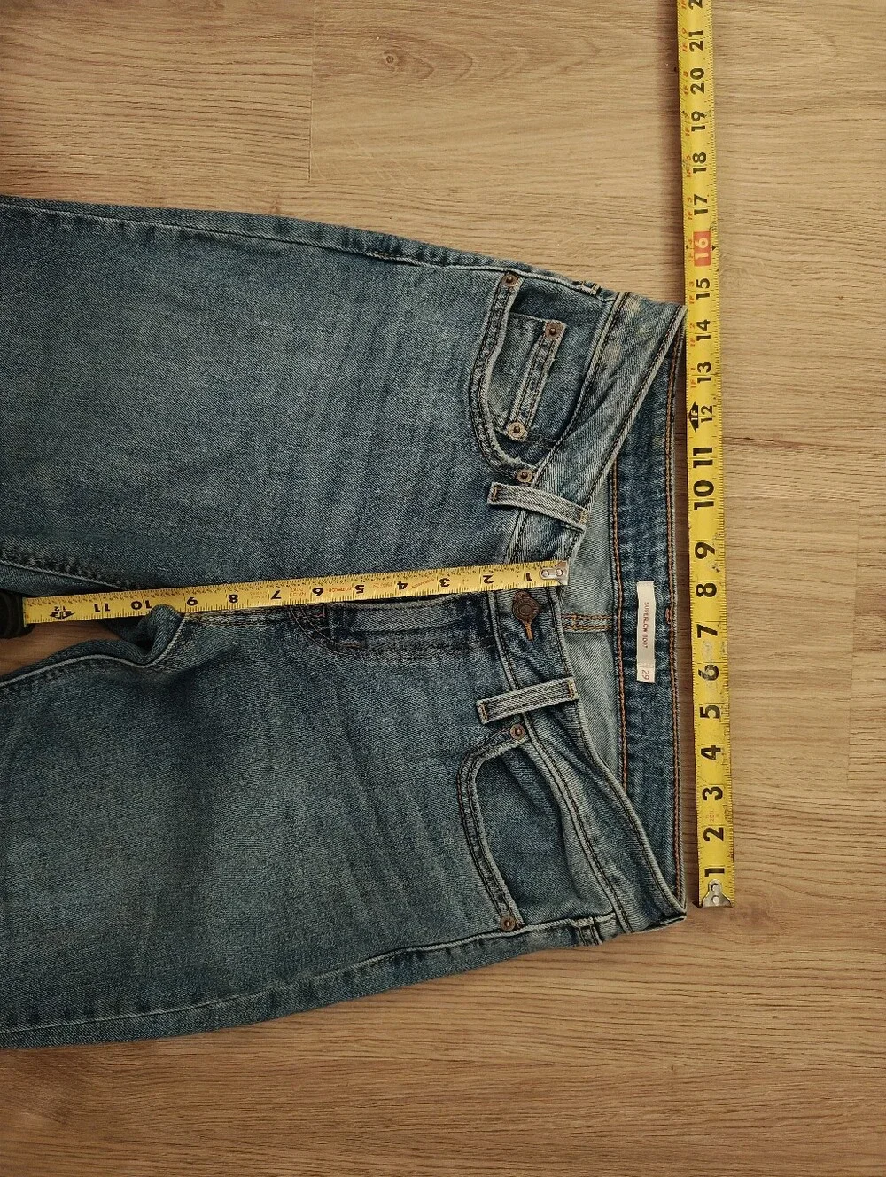 Levi’s Women’s Wide-Leg Jeans Blue Wash Size 29